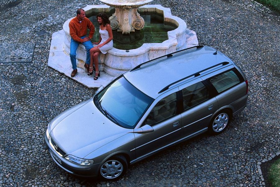  Opel Vectra Caravan (B) 1999 года  (фото 29 из 33)